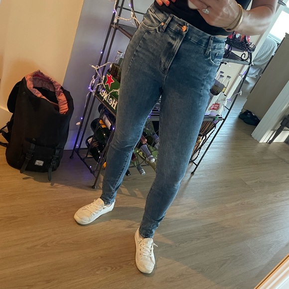 Express Skinny High Rise Ultra Hyper Stretch Size M 6/8/10 w Cute Pleats - Picture 1 of 5